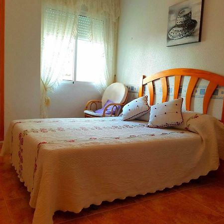 Sunny Appartment In The Center Torrevieja Luaran gambar